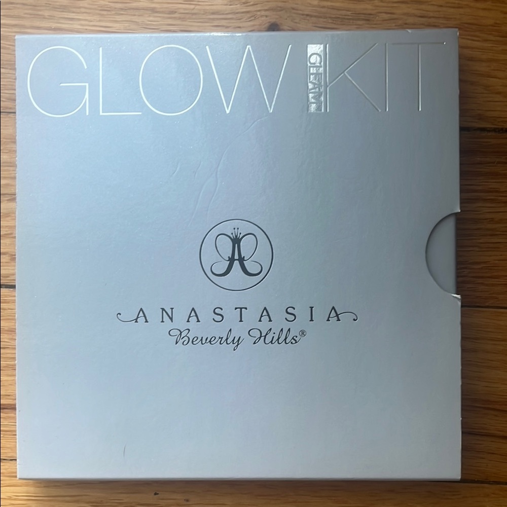 Anastasia Beverly Hills Glow Kit Palette